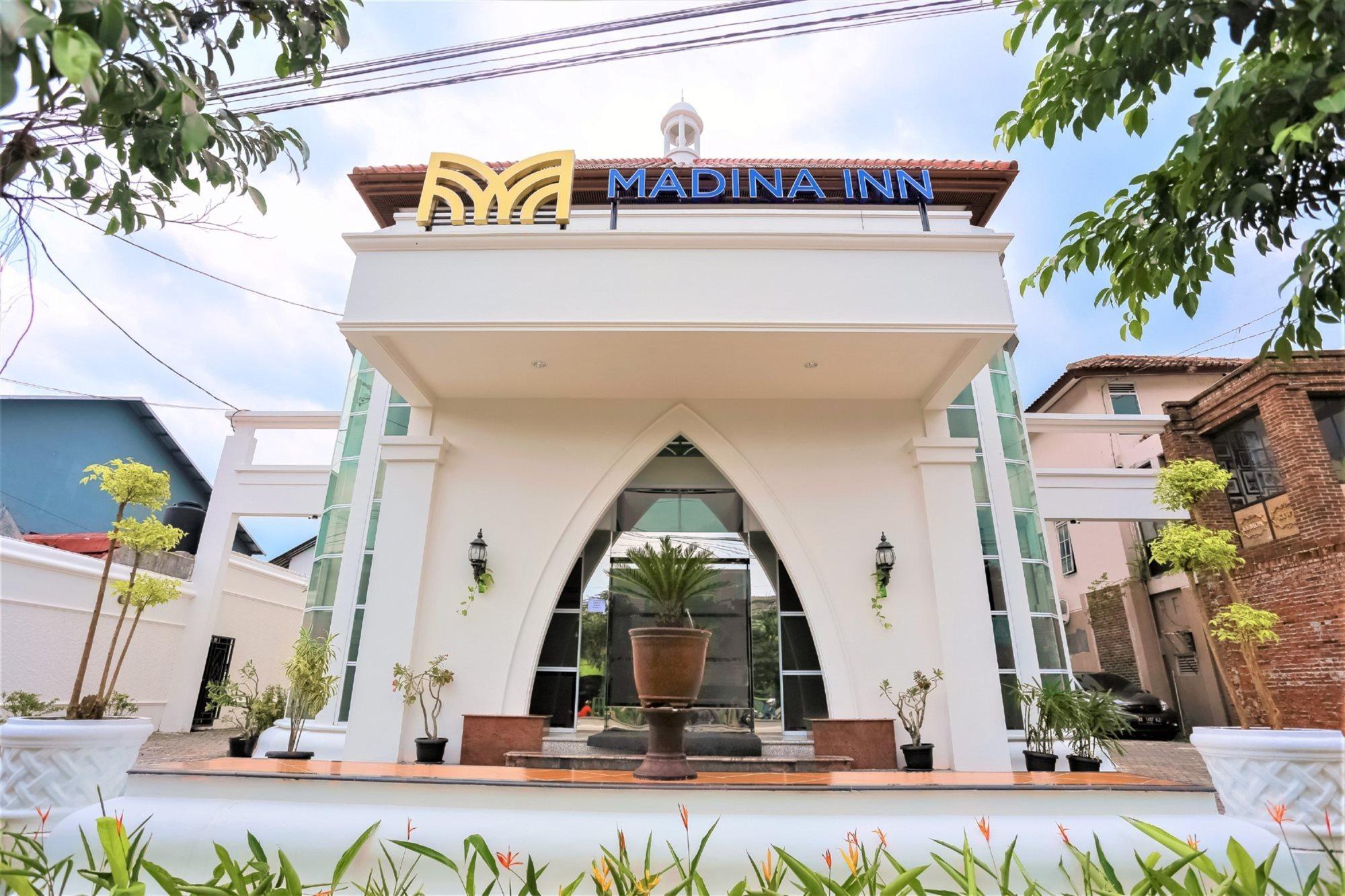 יוגיאקרטה Madina Inn מראה חיצוני תמונה