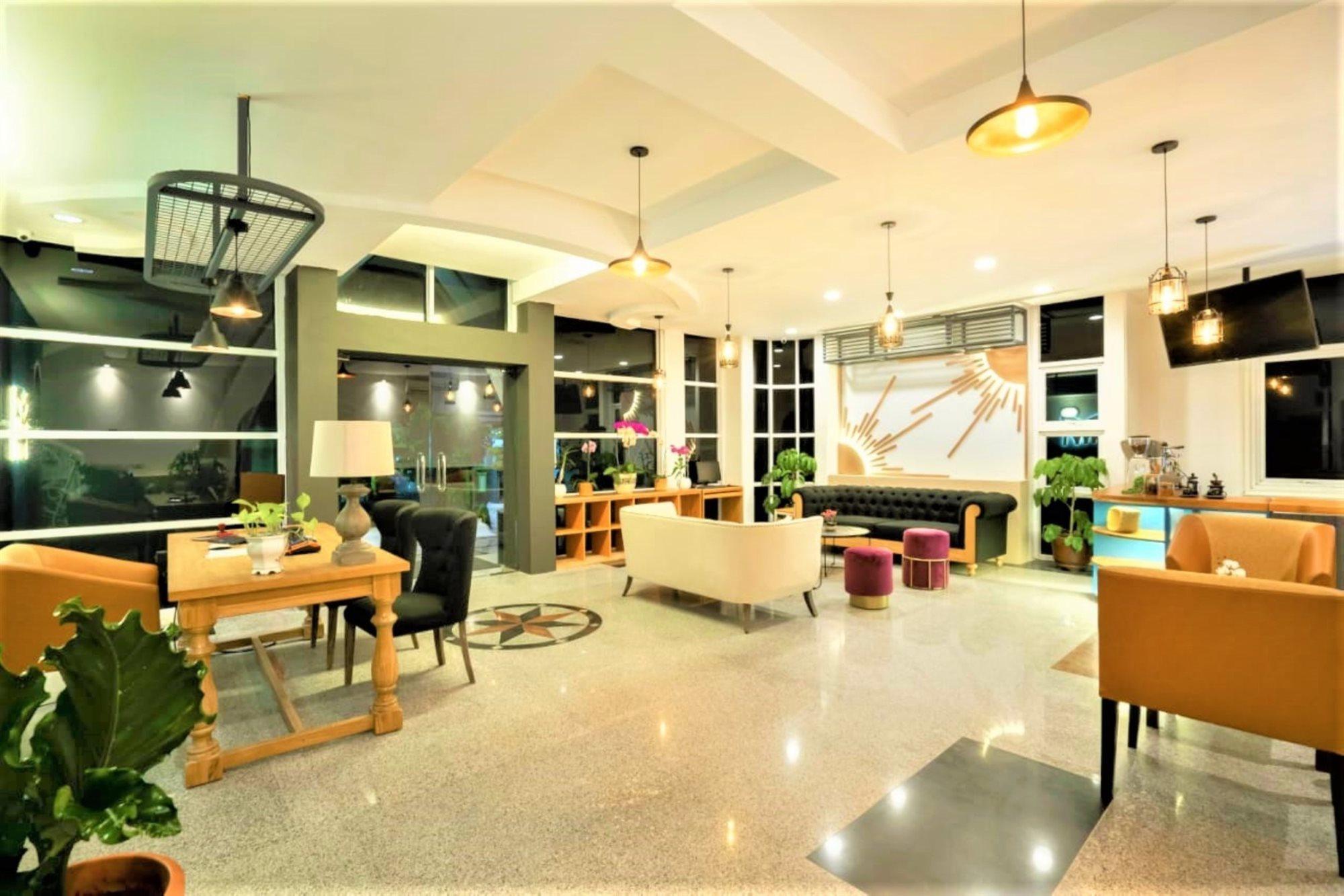 יוגיאקרטה Madina Inn מראה חיצוני תמונה