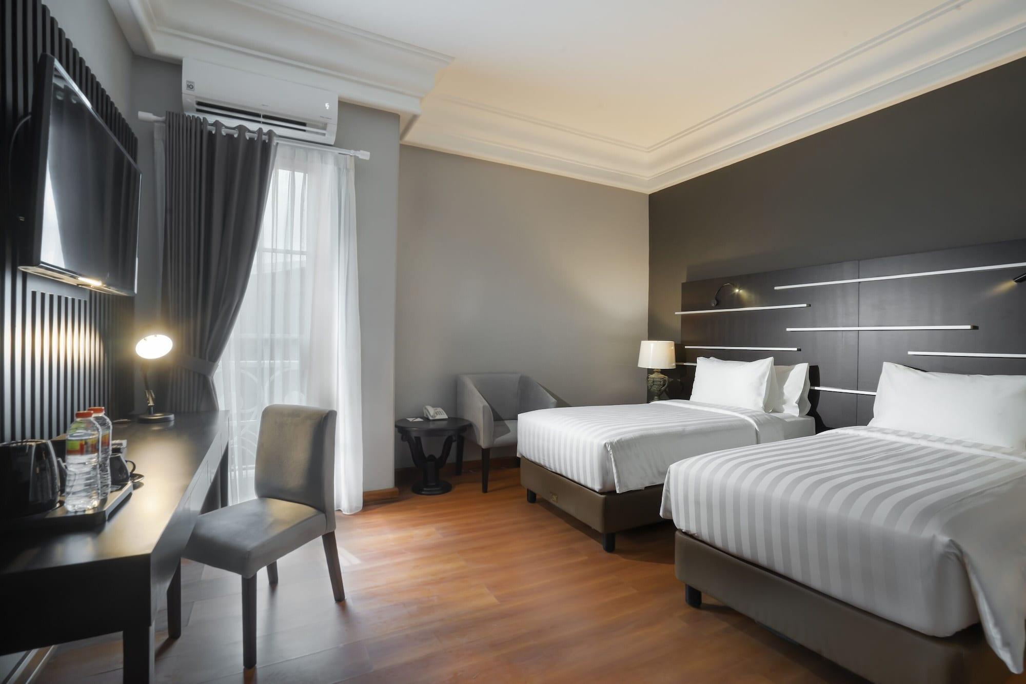יוגיאקרטה Madina Inn מראה חיצוני תמונה
