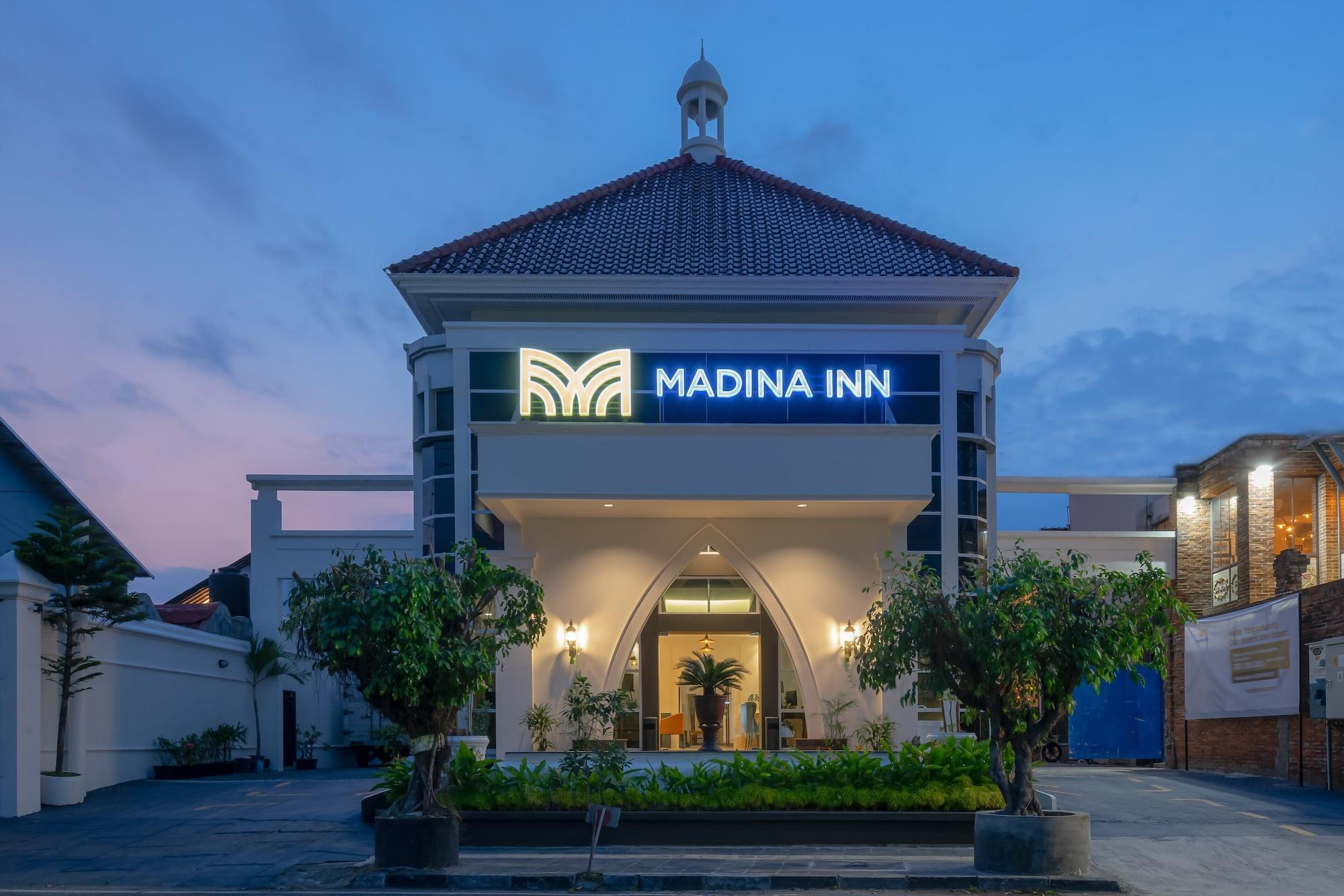 יוגיאקרטה Madina Inn מראה חיצוני תמונה